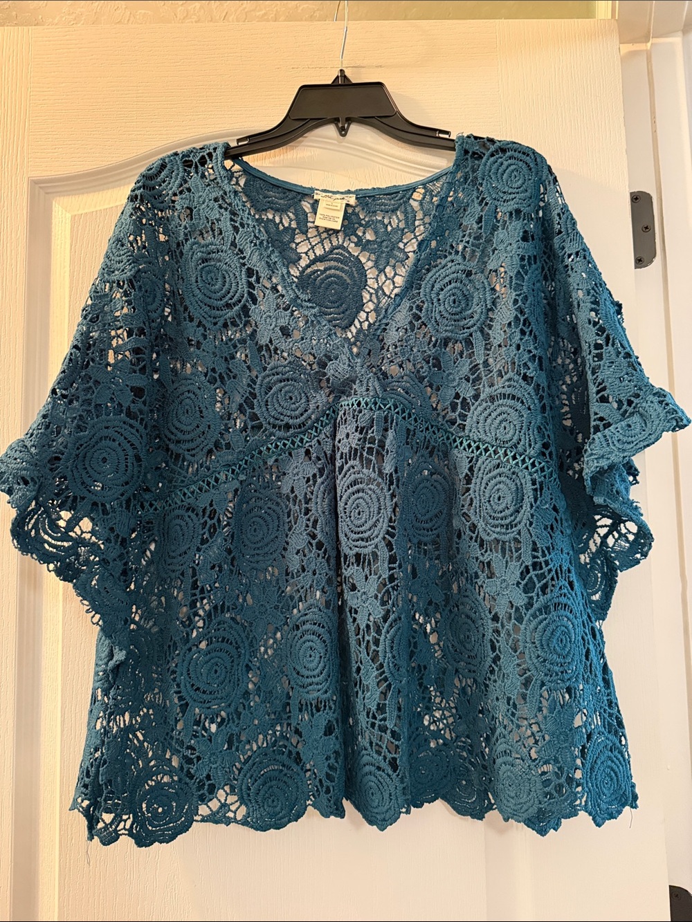 Ultra Pink Teal Crochet V-Neck Lace Tunic